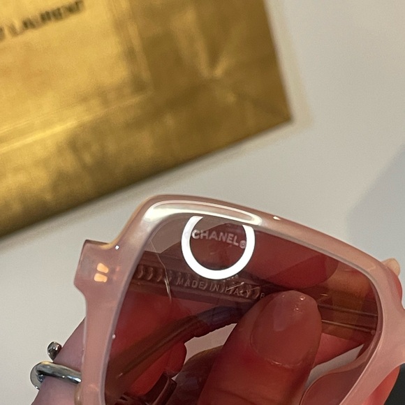 SOLD NWT Chanel Pink ๐ Sunglasses with Case & Box - Picture 3 of 10